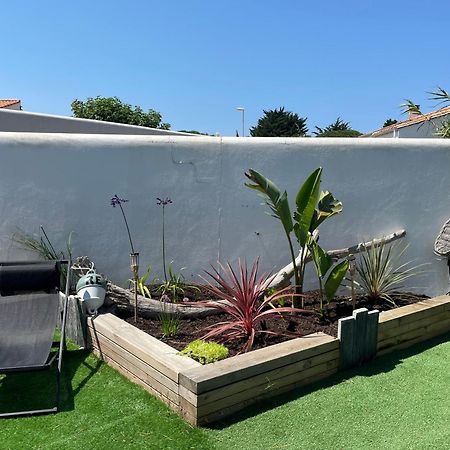 Maison avec spa idéalement placée au bois plage Le Bois-Plage-en-Ré Esterno foto