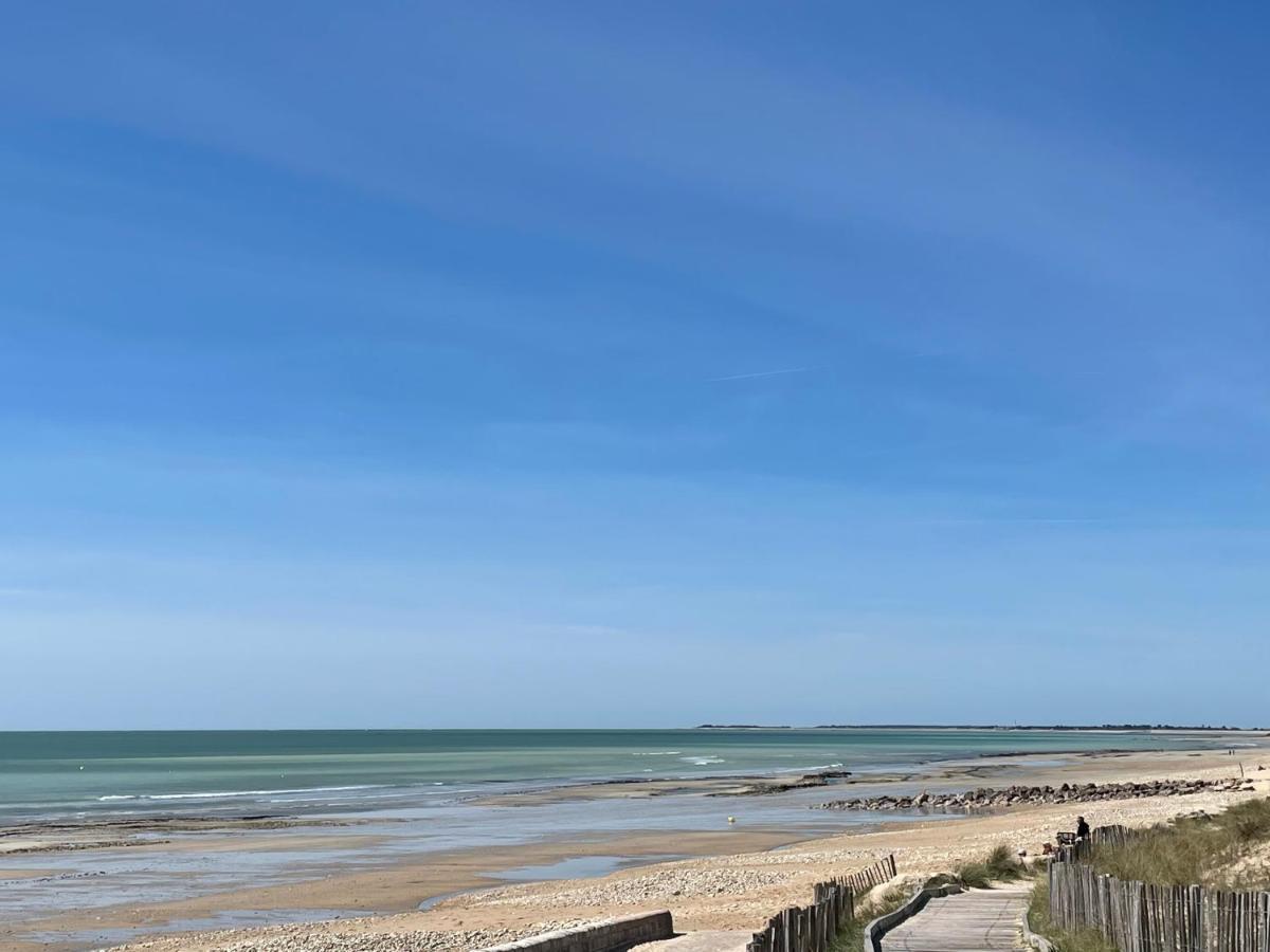 Maison avec spa idéalement placée au bois plage Le Bois-Plage-en-Ré Esterno foto